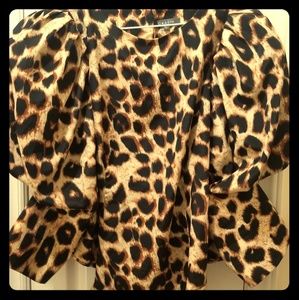 Gracia Animal Print Puff Sleeve